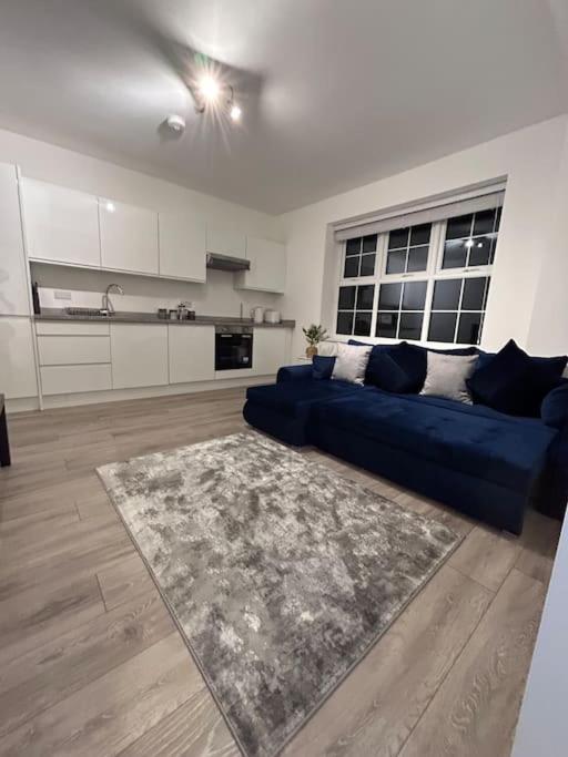 1 Bed High Quality Modern Flat Lejlighed Edgware Eksteriør billede